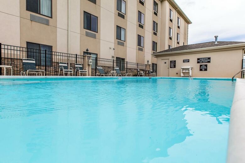 Hotel Sleep Inn & Suites Mount Olive North