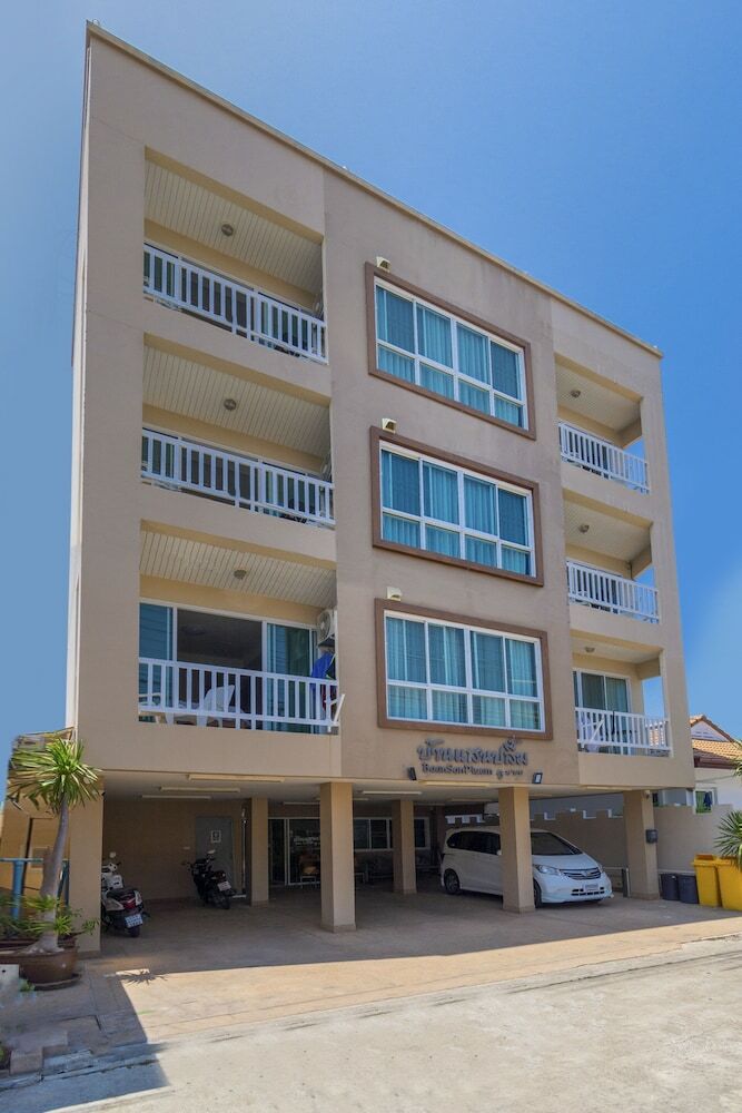 Hotel Oyo 924 Baan Sanpluem By Namol