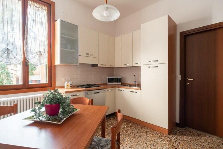 Venice Grand Canal Style Apartment