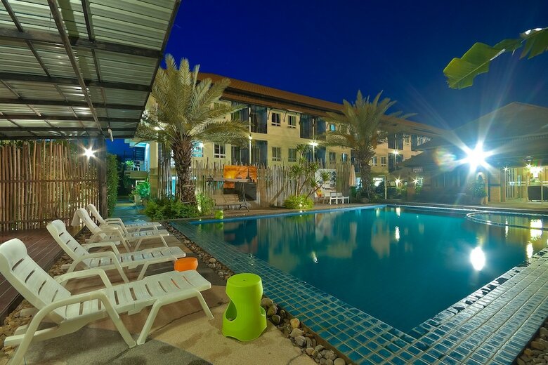 Season Palace Huahin Hotel