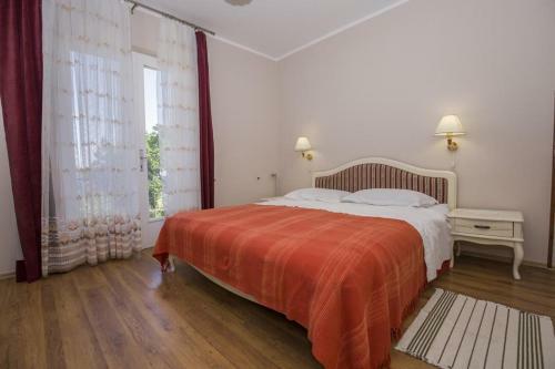 Hostal Apartments & Rooms Ribari?