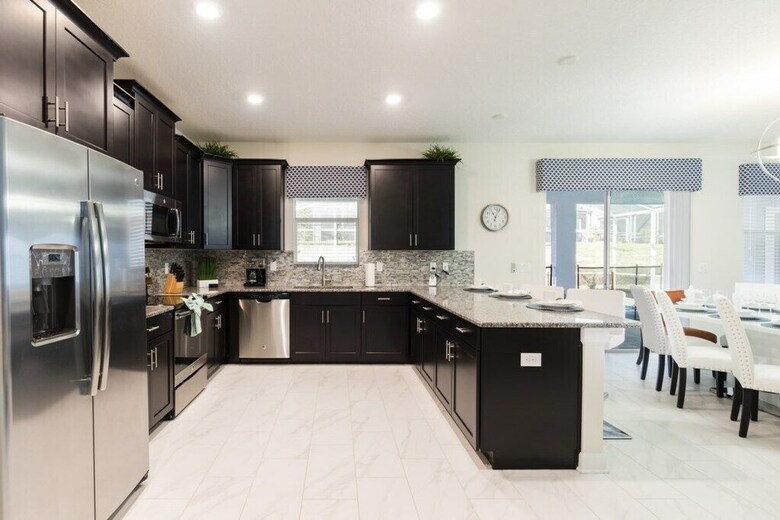 Champions Gate 9038 - Six Bedroom Pool Home