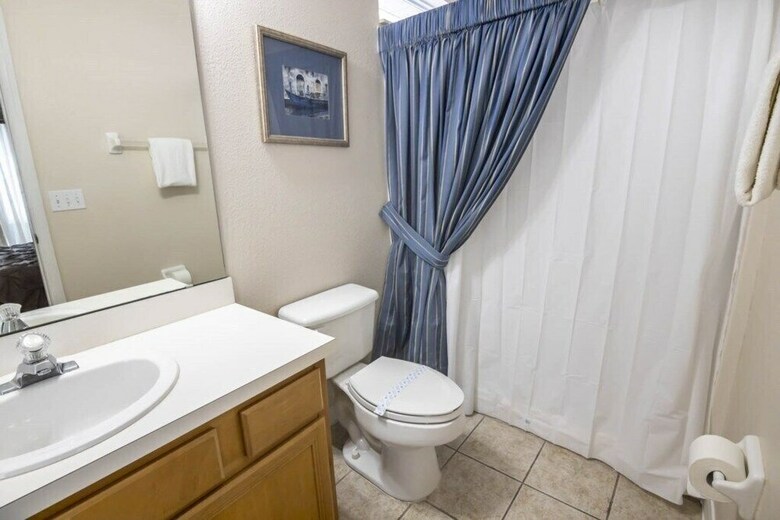 Nice 4bd Pool Hm, Emerald Island Resort-8403skc