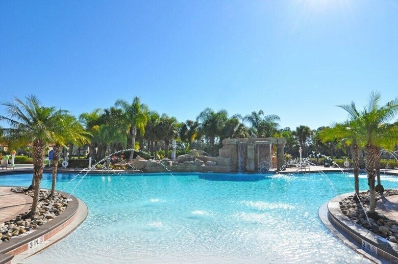 Beautiful 5b Th Splash Pool, Paradise Palms Resort