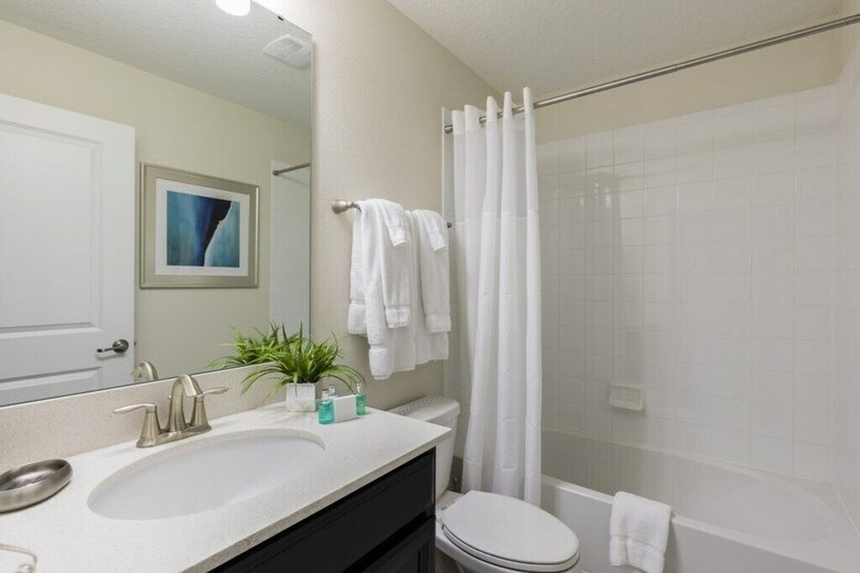 Champions Gate 1668 - Six Bedroom Pool Home