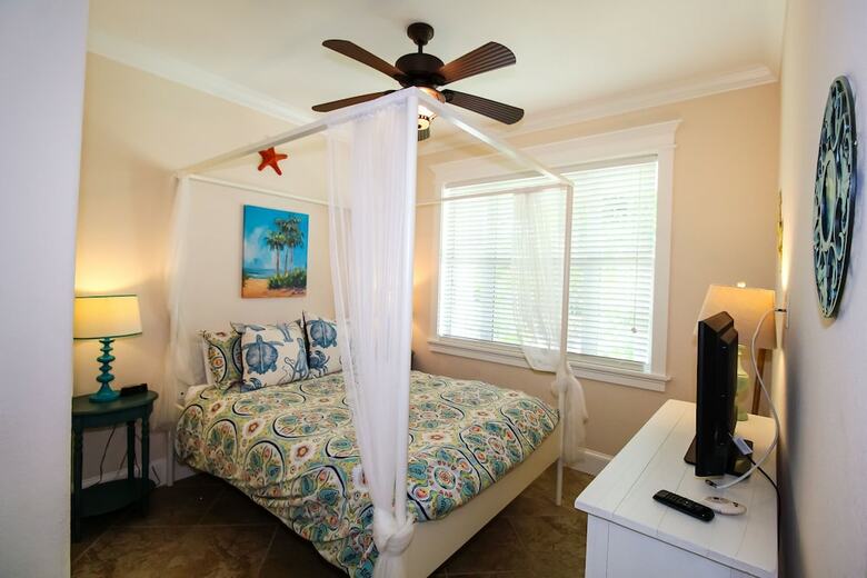 Villa Sea Glass Retreat