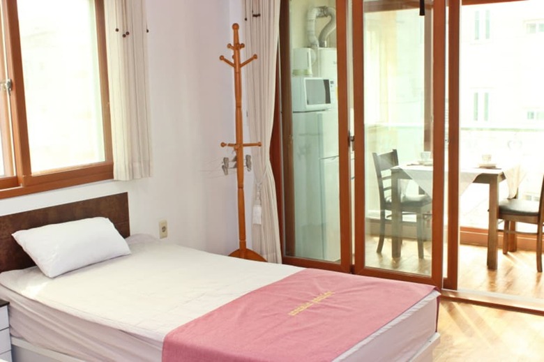 Jeju Candella Pension