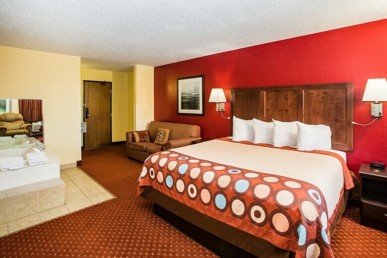Hotel Baymont By Wyndham Cedar Rapids