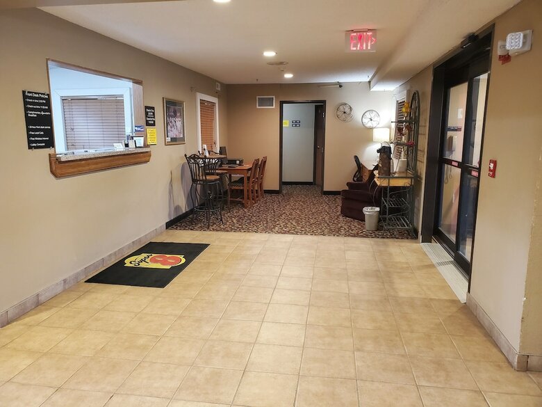 Hotel Super 8 By Wyndham Blue Earth