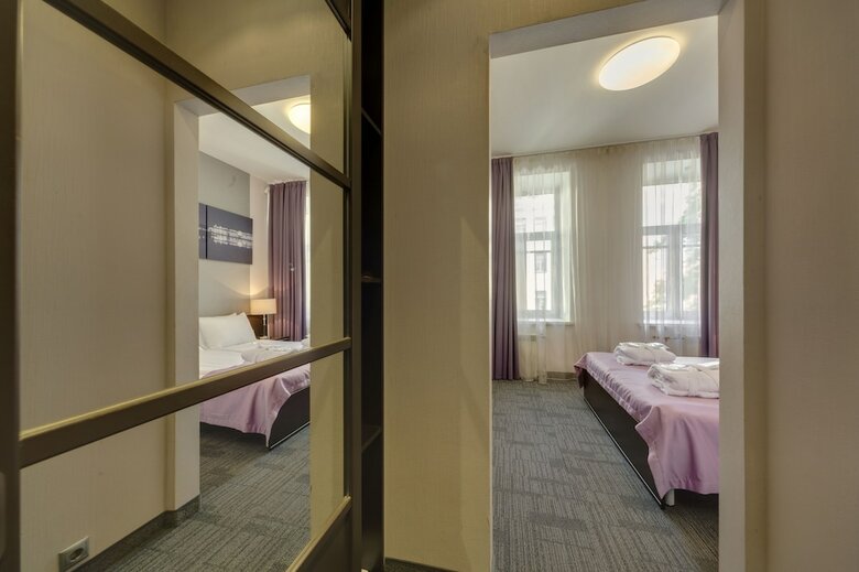 Mary Hotel