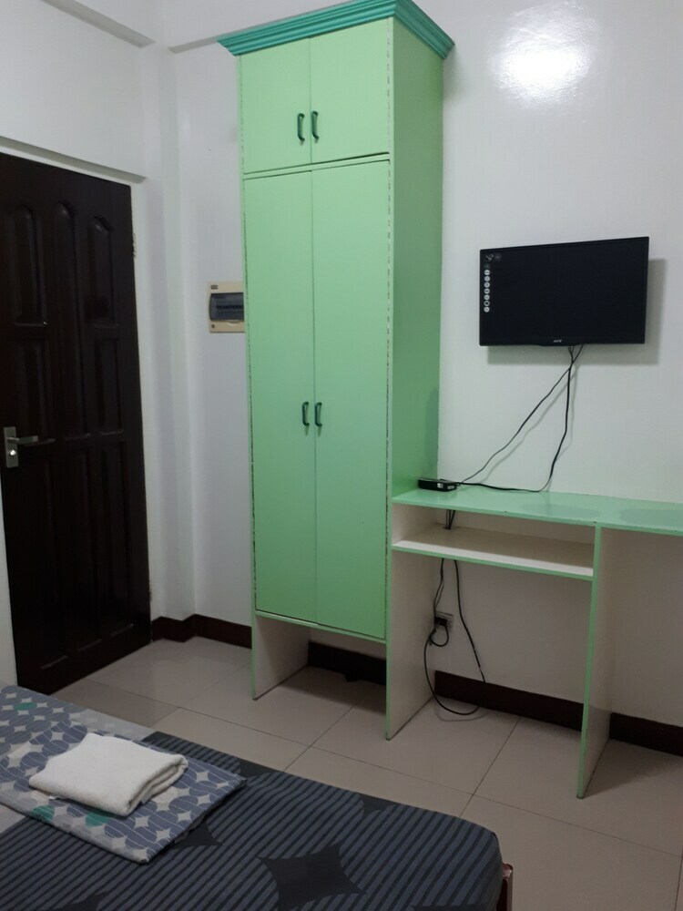 Shekinah Hotel