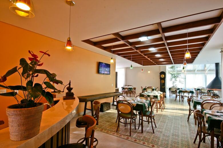 Hotel Annecy Pousada