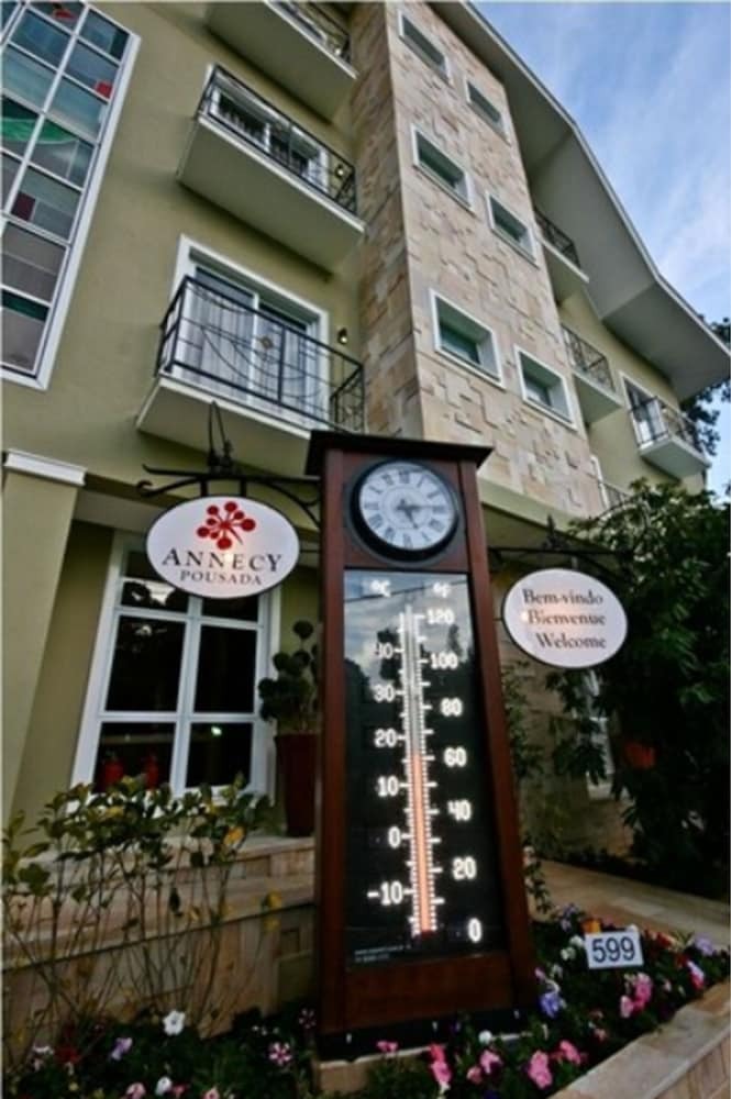 Hotel Annecy Pousada