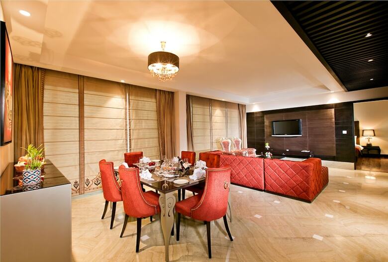 Hotel The Lalit Jaipur