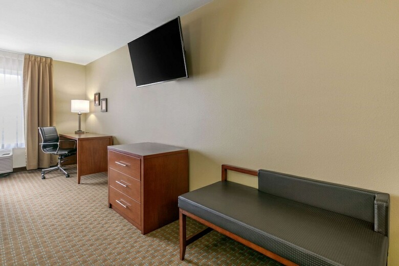 Hotel Comfort Inn & Suites Marion I-57