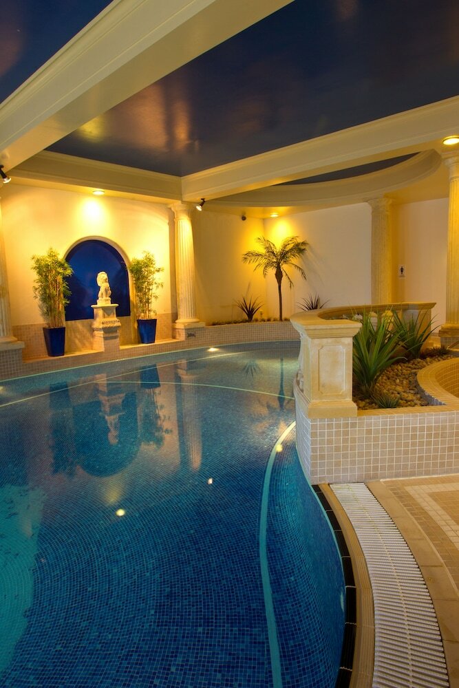 Hotel Classic Lodges - Charingworth Manor