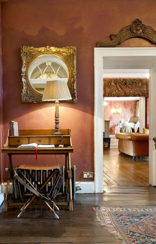 Charlton House Spa Hotel