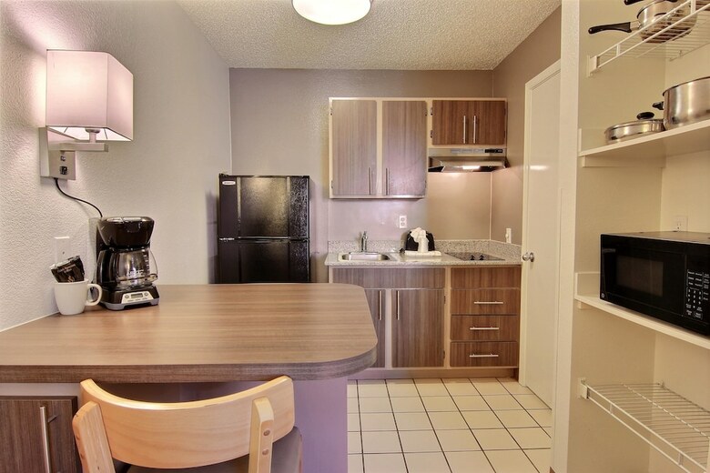 Motel Studio 6 Austin, Tx - Midtown