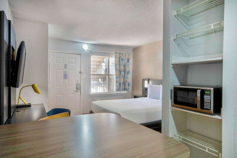 Motel Studio 6 Austin, Tx - Midtown