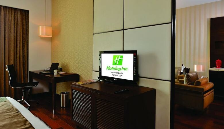 Hotel Holiday Inn Chandigarh Panchkula