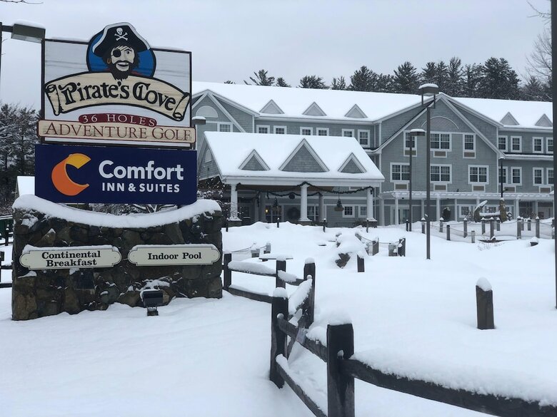 Hotel Comfort Inn & Suites