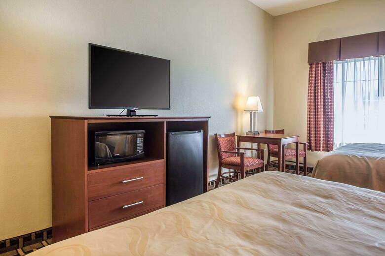 Hotel Quality Inn & Suites