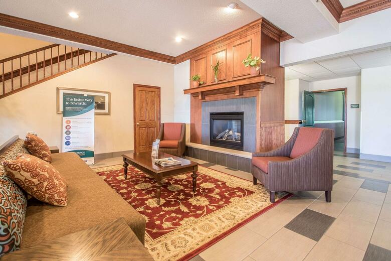 Hotel Quality Inn & Suites