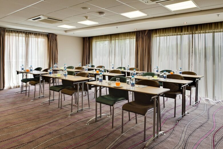 Protea Hotel By Marriott Roodepoort