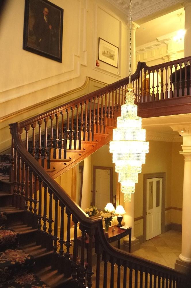 Hotel Nanteos Mansion