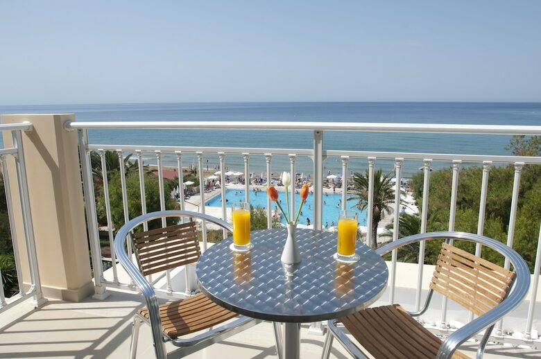 Hotel Louis Grand Glyfada