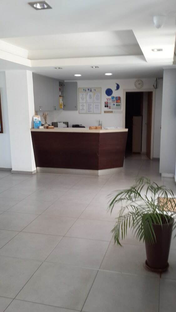 Aparthotel Captain Karas Holiday Apartments