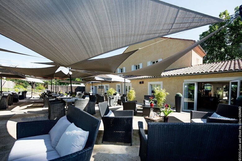 Hotel H�tel La Magnanerie, C�t� Bistro