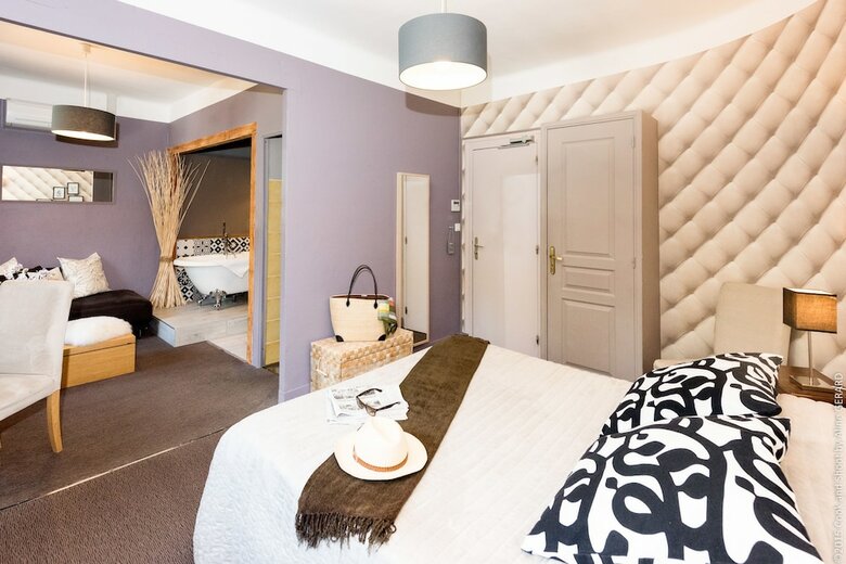 Hotel H�tel La Magnanerie, C�t� Bistro