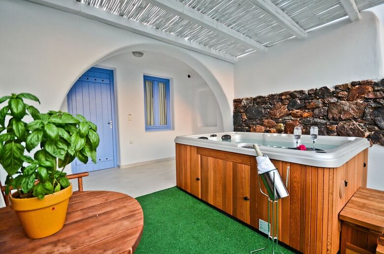 Naxos Island Hotel