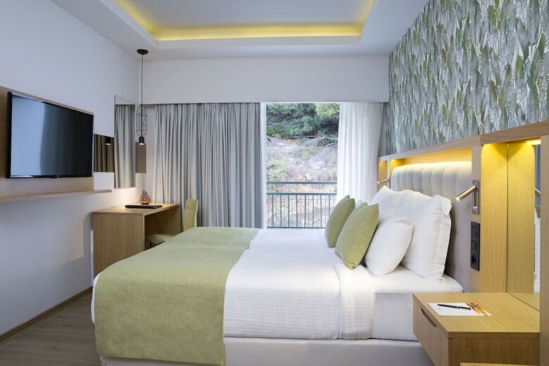 Hotel Dolce By Wyndham Attica Riviera