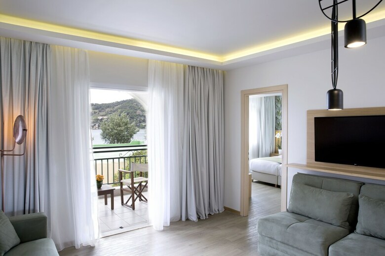 Hotel Dolce By Wyndham Attica Riviera