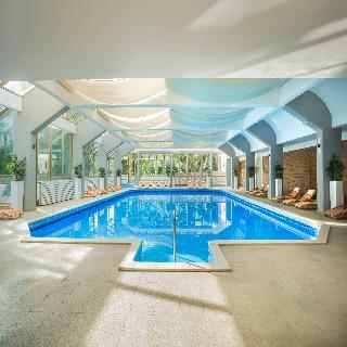 Apartamentos Remisens Villa Elsa
