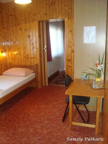 Hostal Family Pu?kari?
