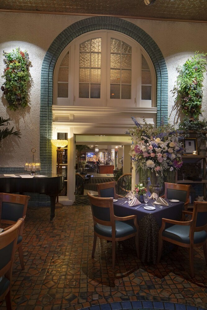 Hotel Bethlehem, A Historic Hotel Of America