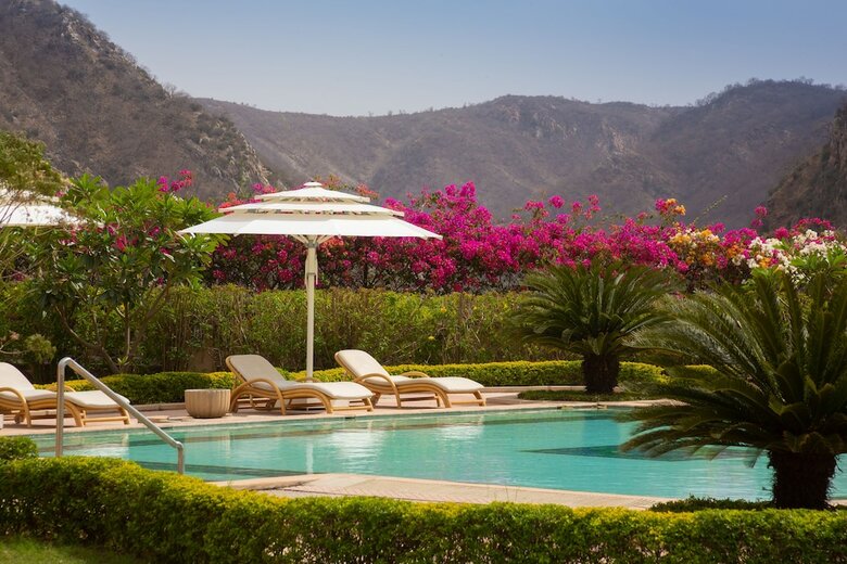 The Gateway Hotel Ramgarh Lodge Jaipur