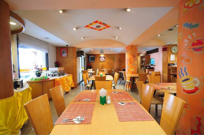 Hotel Win Long Place Serviced Apartment