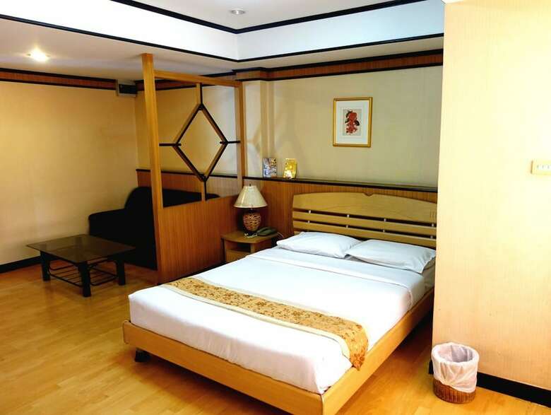Hotel Win Long Place Serviced Apartment