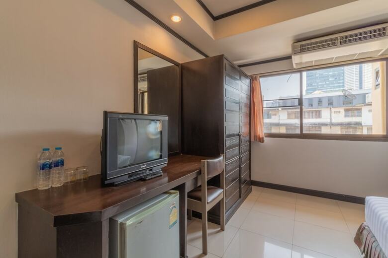 Hotel Win Long Place Serviced Apartment
