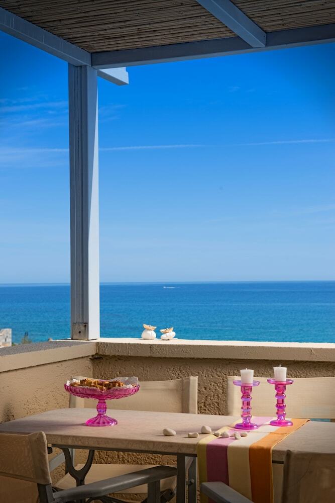 Skajado Cottages & Apartments