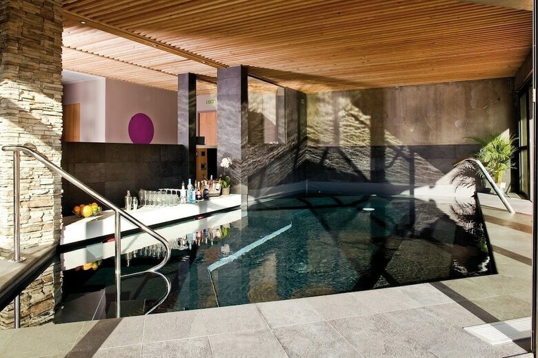 Anova Hotel & Spa