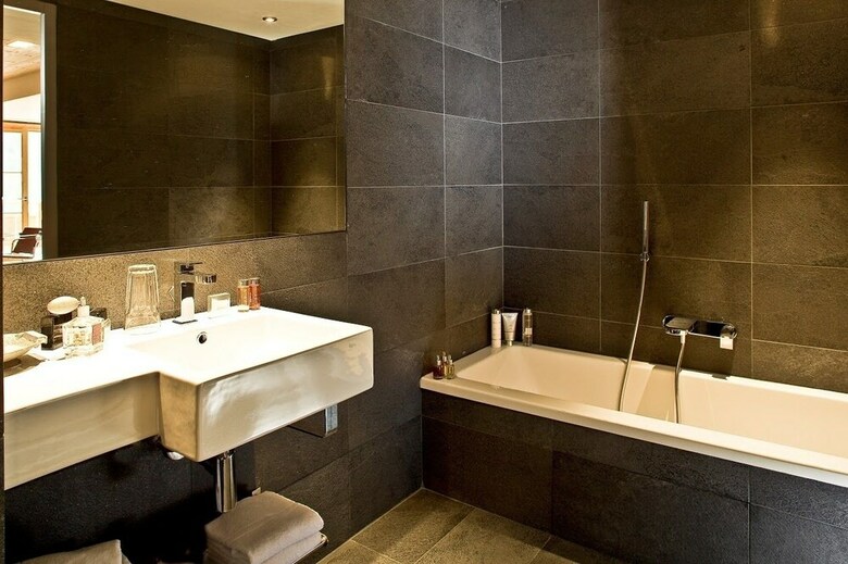 Anova Hotel & Spa