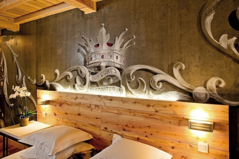 Anova Hotel & Spa