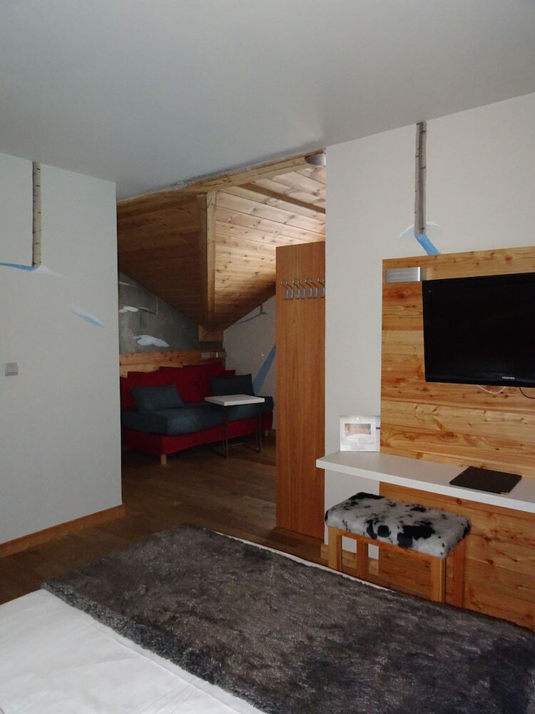 Anova Hotel & Spa