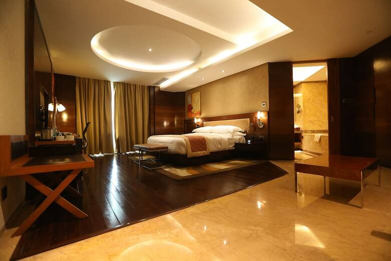 Hotel Radisson Blu Kaushambi Delhi Ncr