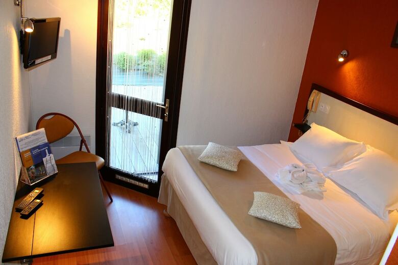 Hotel H�tel Les Gabarres